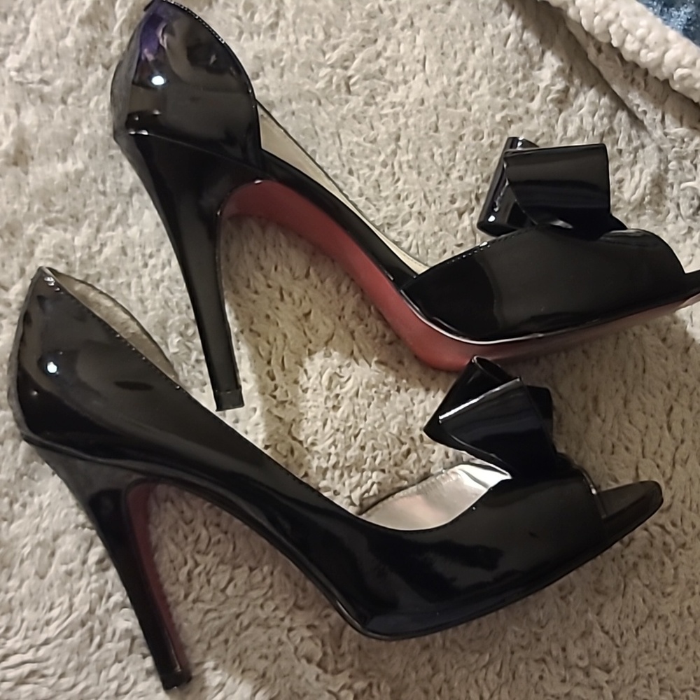 Paris Hilton Pumps - Picture 4 of 5